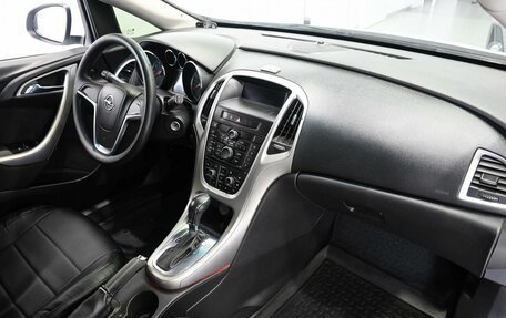 Opel Astra J, 2011 год, 719 900 рублей, 9 фотография