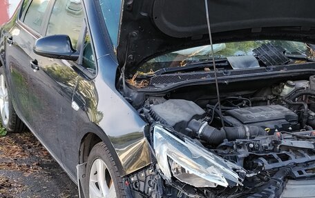 Opel Astra J, 2011 год, 350 000 рублей, 2 фотография
