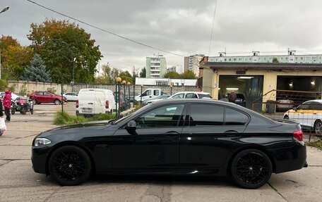 BMW 5 серия, 2014 год, 2 370 000 рублей, 2 фотография