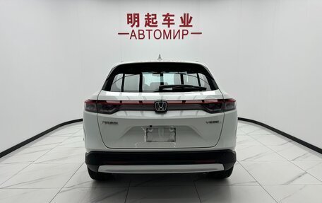 Honda Vezel, 2023 год, 1 865 000 рублей, 6 фотография