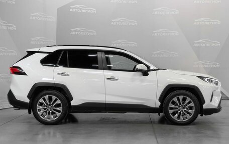 Toyota RAV4, 2020 год, 3 400 000 рублей, 6 фотография