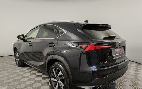 Lexus NX I, 2017 год, 3 499 000 рублей, 7 фотография