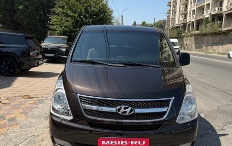 Hyundai H-1 II рестайлинг, 2017 год, 2 200 000 рублей, 7 фотография