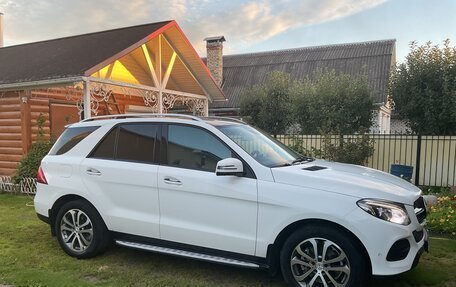 Mercedes-Benz GLE, 2016 год, 3 900 000 рублей, 3 фотография