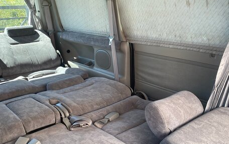 Mazda Bongo Friendee i рестайлинг, 2001 год, 580 000 рублей, 39 фотография