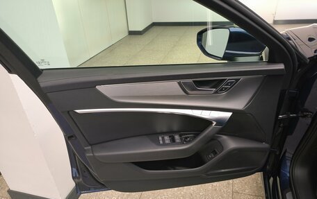 Audi A6, 2021 год, 3 290 000 рублей, 35 фотография