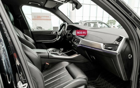 BMW X5, 2019 год, 5 300 000 рублей, 13 фотография