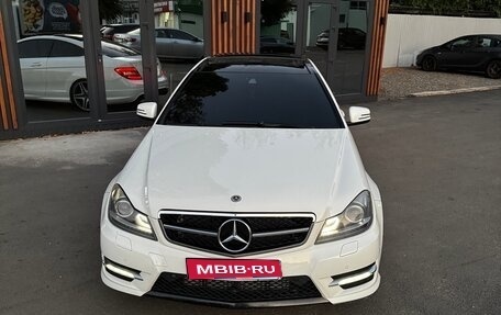 Mercedes-Benz C-Класс, 2012 год, 1 220 000 рублей, 1 фотография