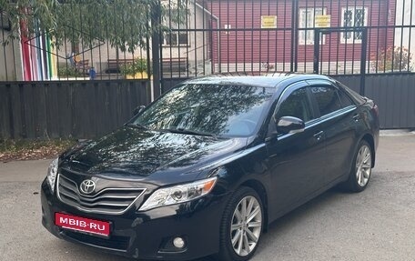 Toyota Camry, 2009 год, 875 000 рублей, 1 фотография