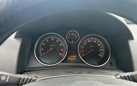 Opel Astra H, 2011 год, 350 000 рублей, 12 фотография