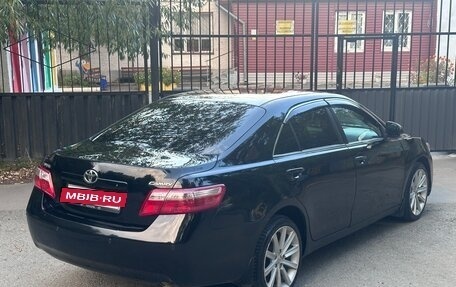 Toyota Camry, 2009 год, 875 000 рублей, 4 фотография