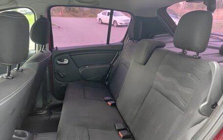 Renault Sandero I, 2013 год, 640 000 рублей, 15 фотография