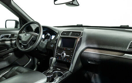 Ford Explorer VI, 2019 год, 2 899 700 рублей, 9 фотография
