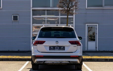 Volkswagen Tiguan II, 2020 год, 1 995 000 рублей, 5 фотография