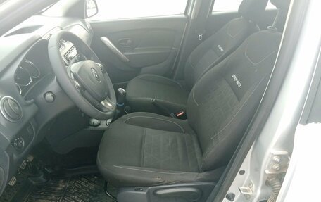 Renault Sandero II рестайлинг, 2015 год, 730 000 рублей, 6 фотография