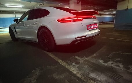 Porsche Panamera II рестайлинг, 2018 год, 6 000 000 рублей, 4 фотография