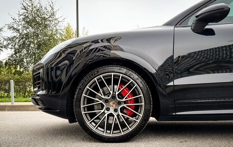 Porsche Cayenne III, 2021 год, 9 990 000 рублей, 13 фотография