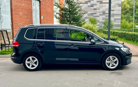 Volkswagen Touran III, 2017 год, 1 600 000 рублей, 7 фотография