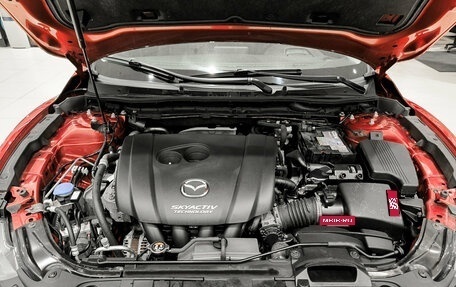 Mazda 6, 2016 год, 1 980 000 рублей, 11 фотография