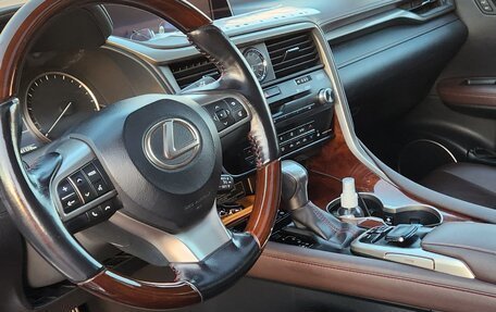 Lexus RX IV рестайлинг, 2016 год, 3 450 000 рублей, 3 фотография
