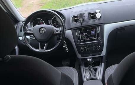 Skoda Yeti I рестайлинг, 2016 год, 1 420 000 рублей, 12 фотография