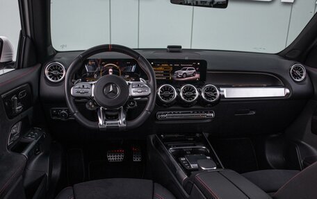 Mercedes-Benz GLB AMG, 2023 год, 6 990 000 рублей, 10 фотография