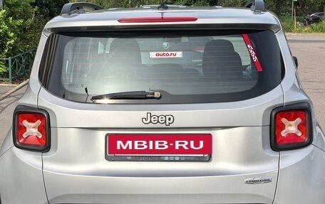 Jeep Renegade I рестайлинг, 2015 год, 1 300 000 рублей, 2 фотография