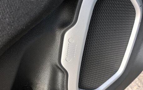 Jeep Renegade I рестайлинг, 2015 год, 1 300 000 рублей, 7 фотография