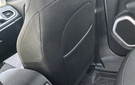 Jeep Renegade I рестайлинг, 2015 год, 1 300 000 рублей, 23 фотография