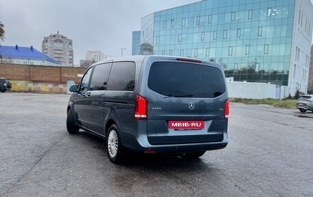 Mercedes-Benz V-Класс, 2014 год, 2 830 000 рублей, 4 фотография