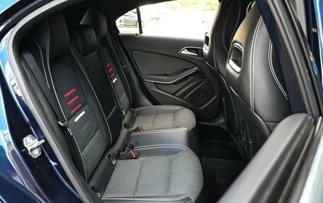 Mercedes-Benz A-Класс, 2017 год, 1 599 000 рублей, 9 фотография