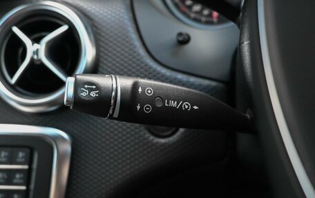 Mercedes-Benz A-Класс, 2017 год, 1 599 000 рублей, 16 фотография