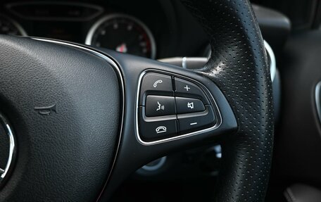 Mercedes-Benz A-Класс, 2017 год, 1 599 000 рублей, 18 фотография