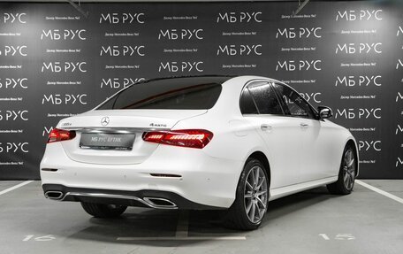 Mercedes-Benz E-Класс, 2021 год, 4 850 000 рублей, 3 фотография