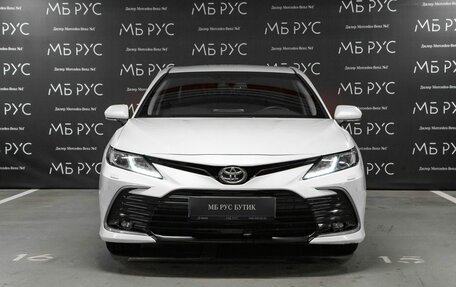 Toyota Camry, 2021 год, 2 950 000 рублей, 2 фотография