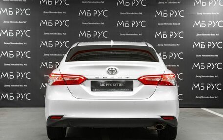 Toyota Camry, 2021 год, 2 950 000 рублей, 4 фотография