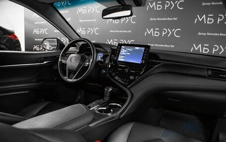 Toyota Camry, 2021 год, 2 950 000 рублей, 13 фотография