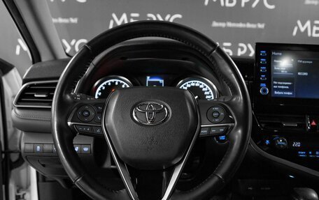 Toyota Camry, 2021 год, 2 950 000 рублей, 14 фотография