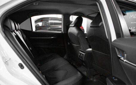 Toyota Camry, 2021 год, 2 950 000 рублей, 22 фотография