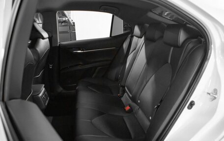 Toyota Camry, 2021 год, 2 950 000 рублей, 21 фотография