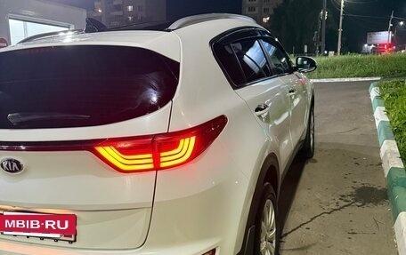 KIA Sportage IV рестайлинг, 2017 год, 1 950 000 рублей, 4 фотография