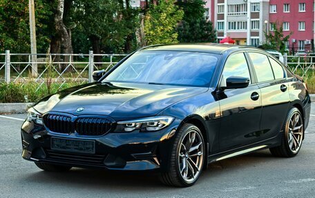 BMW 3 серия, 2019 год, 3 350 000 рублей, 22 фотография