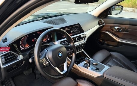 BMW 3 серия, 2019 год, 3 350 000 рублей, 20 фотография