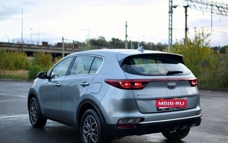 KIA Sportage IV рестайлинг, 2021 год, 2 990 000 рублей, 3 фотография