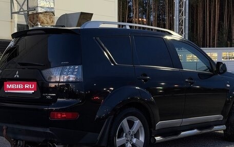Mitsubishi Outlander III рестайлинг 3, 2007 год, 950 000 рублей, 7 фотография