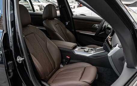 BMW 3 серия, 2024 год, 5 300 000 рублей, 11 фотография