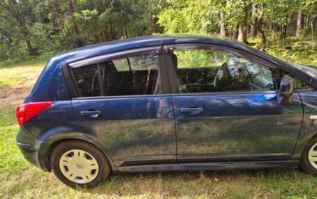Nissan Tiida, 2011 год, 950 000 рублей, 9 фотография