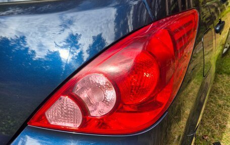 Nissan Tiida, 2011 год, 950 000 рублей, 21 фотография