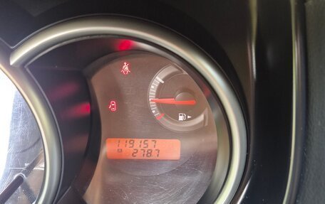 Nissan Tiida, 2011 год, 950 000 рублей, 34 фотография