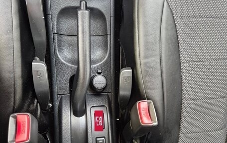 Nissan Tiida, 2011 год, 950 000 рублей, 33 фотография